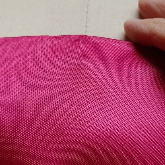 Marilyn Monroe Look Fuschia Satin Strapless Dress XS-S - Picture 8 of 11